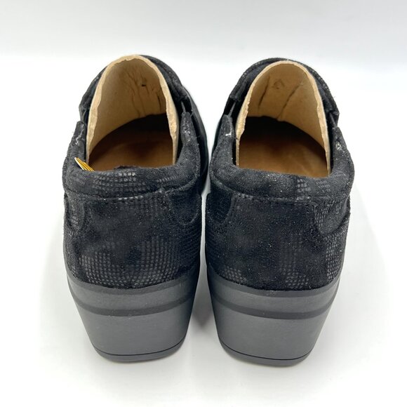 6W 6 WIDE WIDTH Clarks Talen Pace Black Slip Resistant Slip‎ On Clogs Shoes New - Picture 7 of 12
